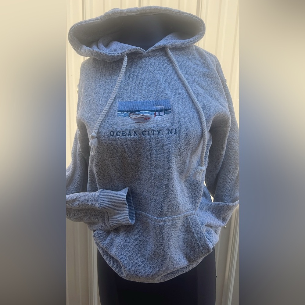 Ocean City NJ Gray Hoodie SweaterSize Medium - Picture 2 of 4